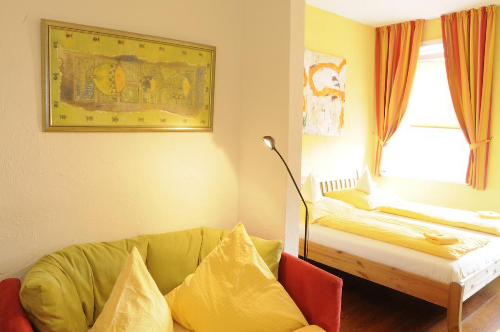 Hotel Zur Alten Stadtmauer 2*